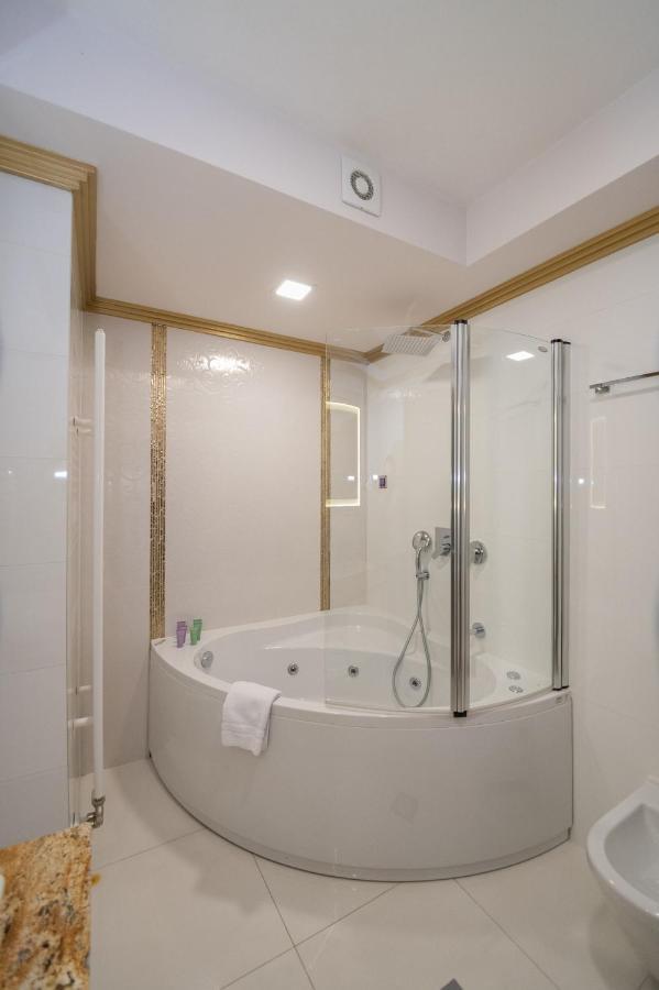 Hotel Park Srebrenik Luaran gambar